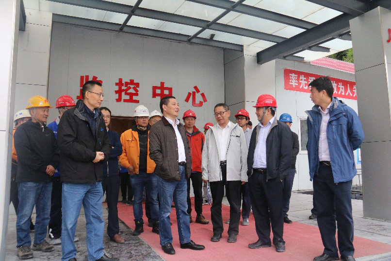 省交通投資集團(tuán)黨委副書記、副董事長、總經(jīng)理 周黎明赴九綿高速LJ9項(xiàng)目檢查指導(dǎo)工作