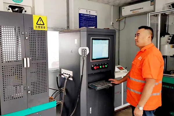 祝二文：混凝土技術(shù)革新者，用智慧澆筑品質(zhì)工程