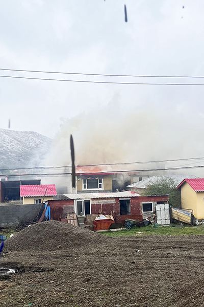 突發(fā)民火，S313草阿路項(xiàng)目緊急救援