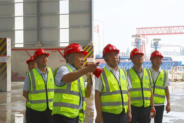 川交公司黨委書記、董事長(zhǎng)杜江林赴成德鐵路S11線自動(dòng)上料拌合站及成德線土建5工區(qū)項(xiàng)目指導(dǎo)工作