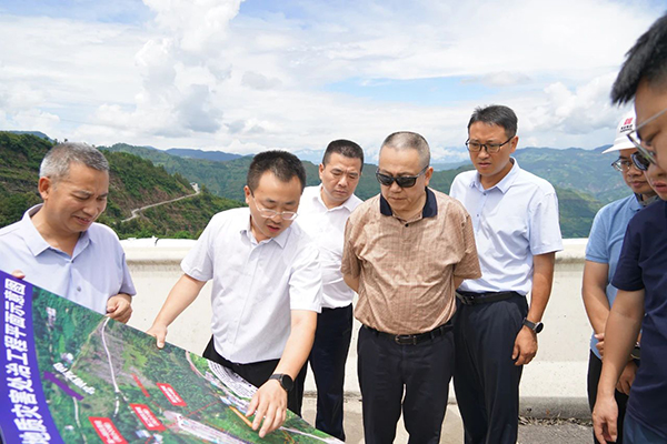 蜀高集團(tuán)黨委書記、董事長白茂調(diào)研公司寧攀、會(huì)祿高速項(xiàng)目