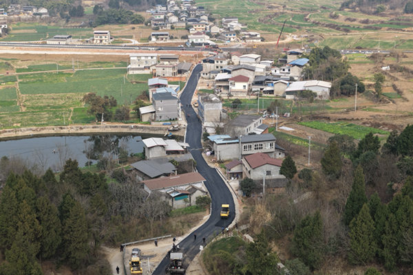 中江縣永太柏木村至東北山寨村公路春節(jié)前順利實(shí)現(xiàn)臨時(shí)通車(chē)